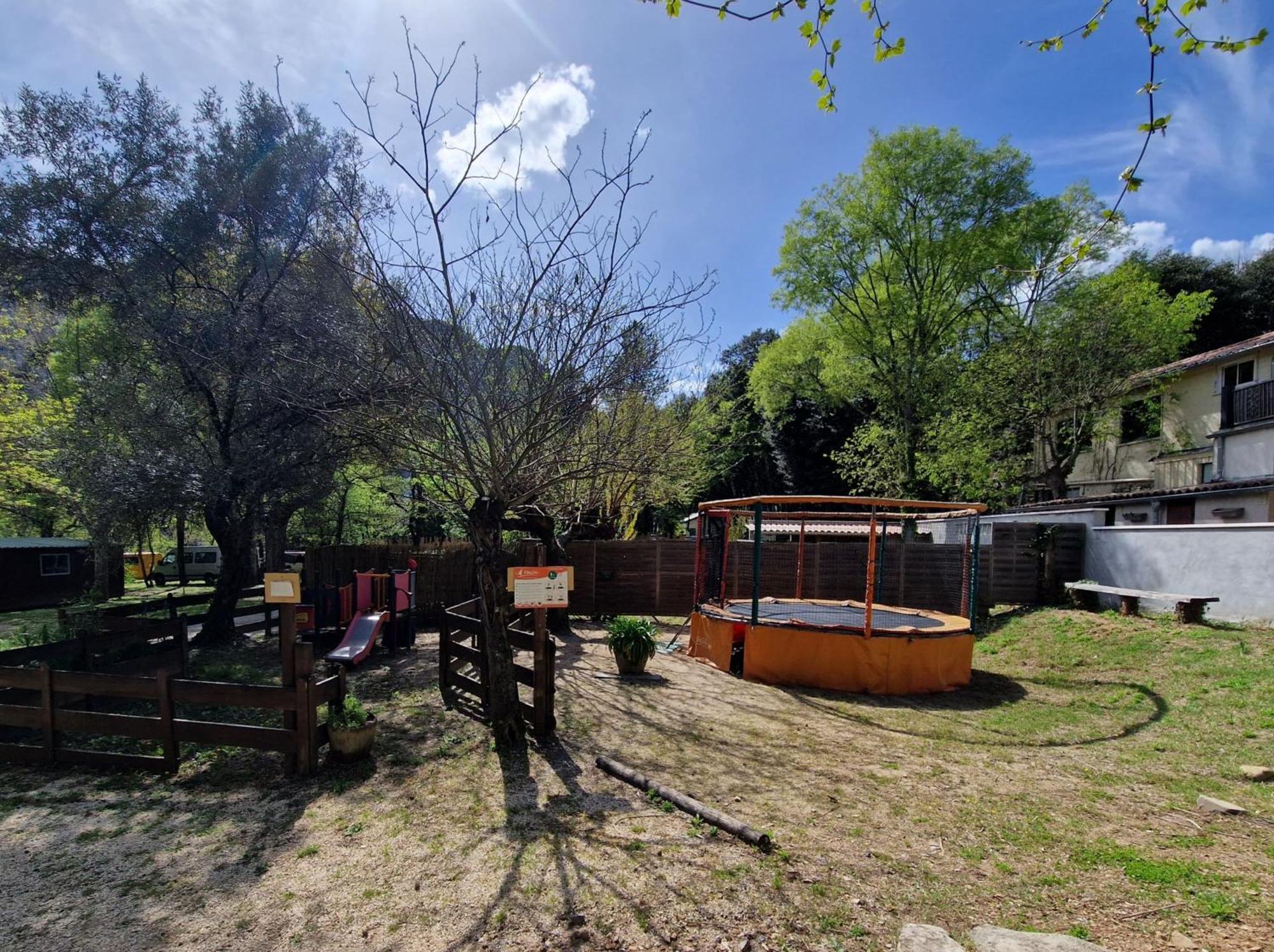 Campsite Camping Le Camp Des Gorges *