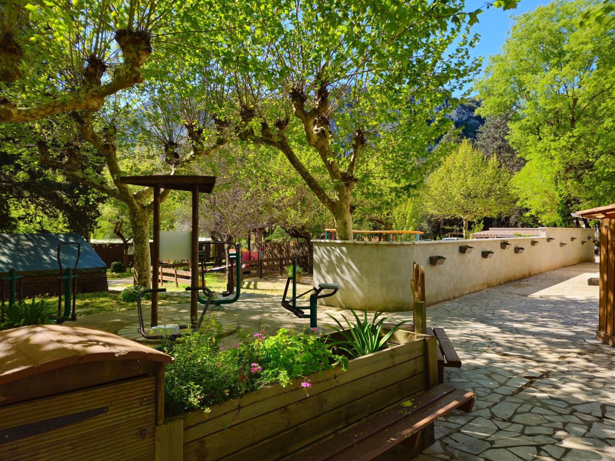 Camping Le Camp Des Gorges Vallon-Pont-d'Arc